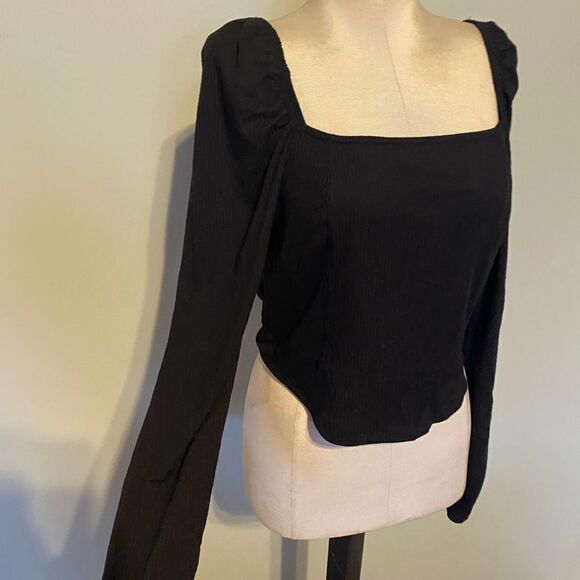 NWT Melrose and Market Black Crop Top sz Small - Picture 1 of 6